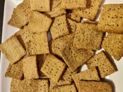 Hummus Crackers With Oats